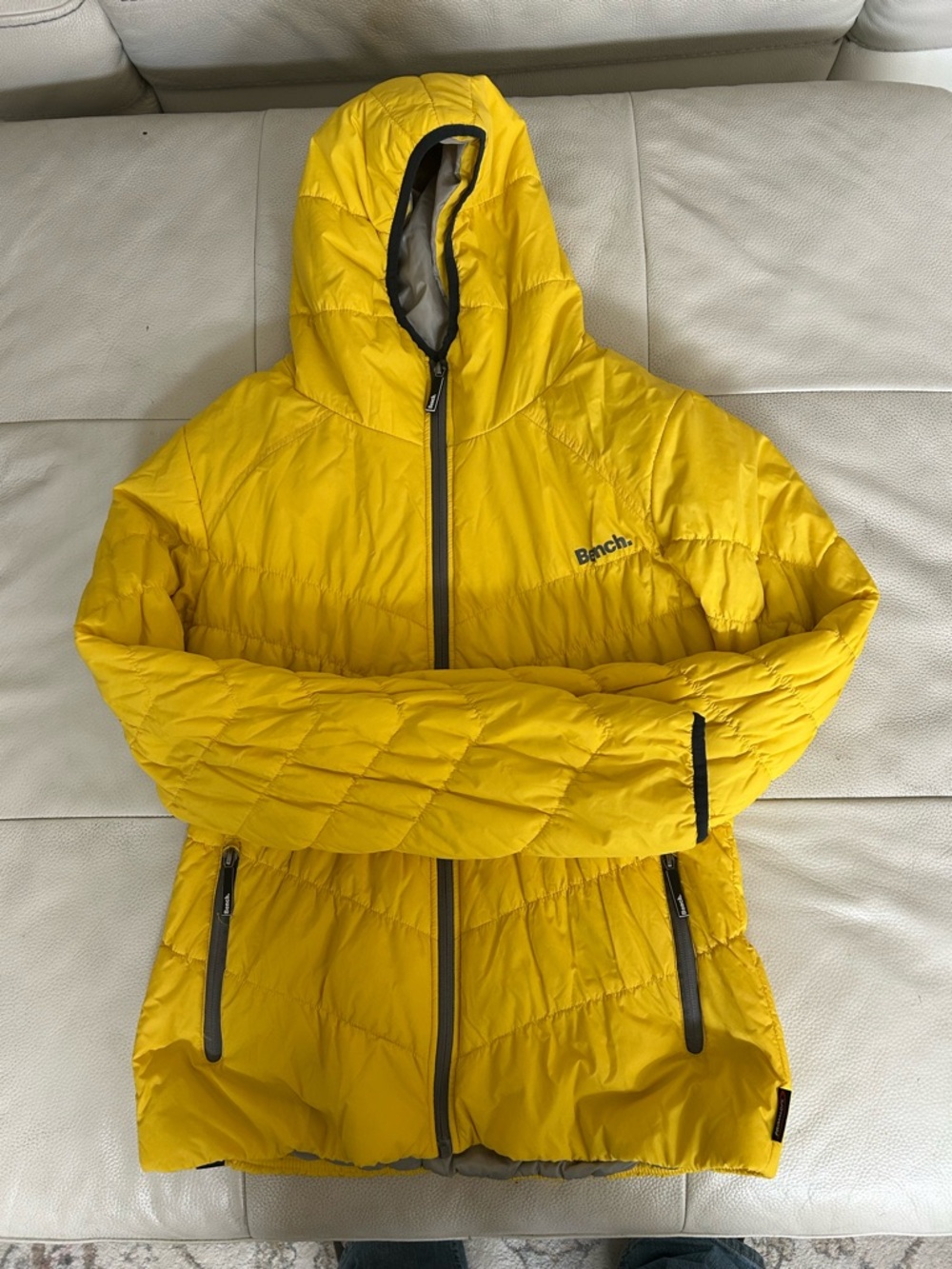 Bench Urbanwear Jacket with Yellow Trim and Beige Shell - Picture 6 of 6